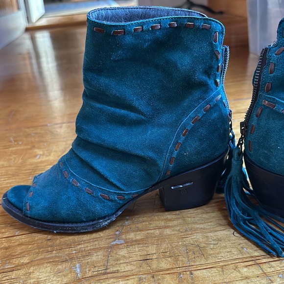 Lane open toe teal Western boots - Picture 3 of 10